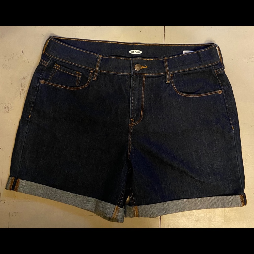 Old Navy Denim Shorts, Size 12 (5” inseam)